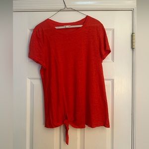 J Jill medium linen tomato red tee w tie detail